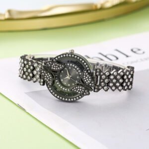Buterfly Fashionable Watch For Women+Box -